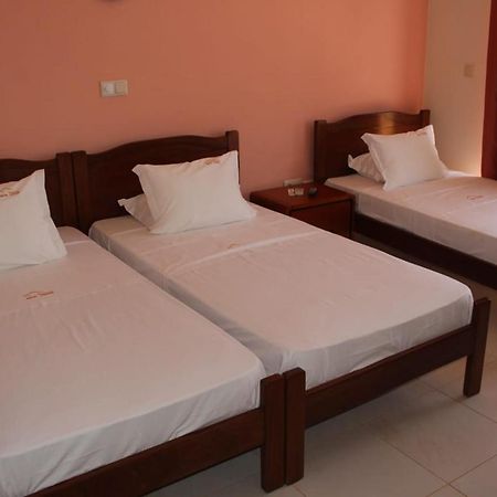 Restaurante Residencial Nova Cidade Порто-Ново Экстерьер фото