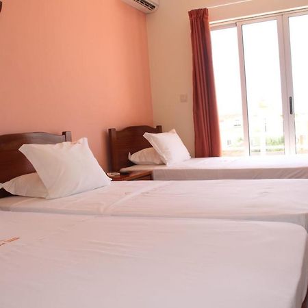 Restaurante Residencial Nova Cidade Порто-Ново Экстерьер фото