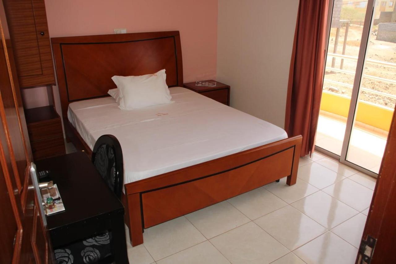 Restaurante Residencial Nova Cidade Порто-Ново Экстерьер фото