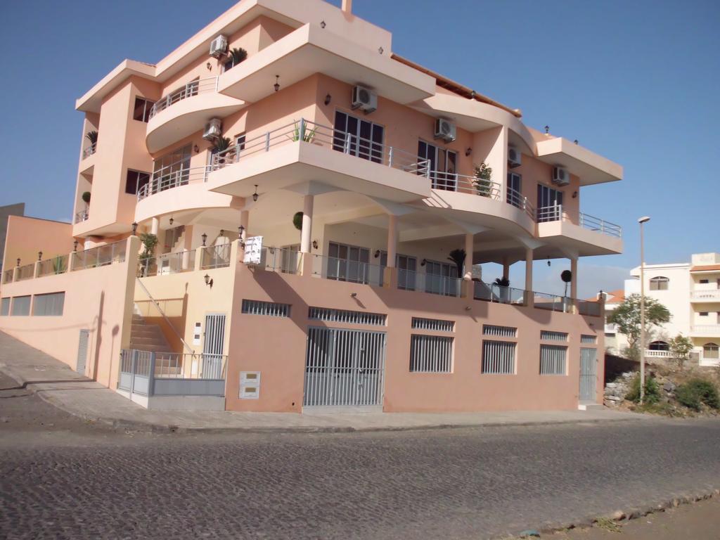 Restaurante Residencial Nova Cidade Порто-Ново Экстерьер фото