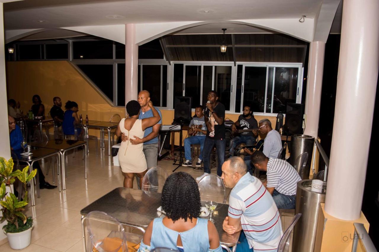 Restaurante Residencial Nova Cidade Порто-Ново Экстерьер фото